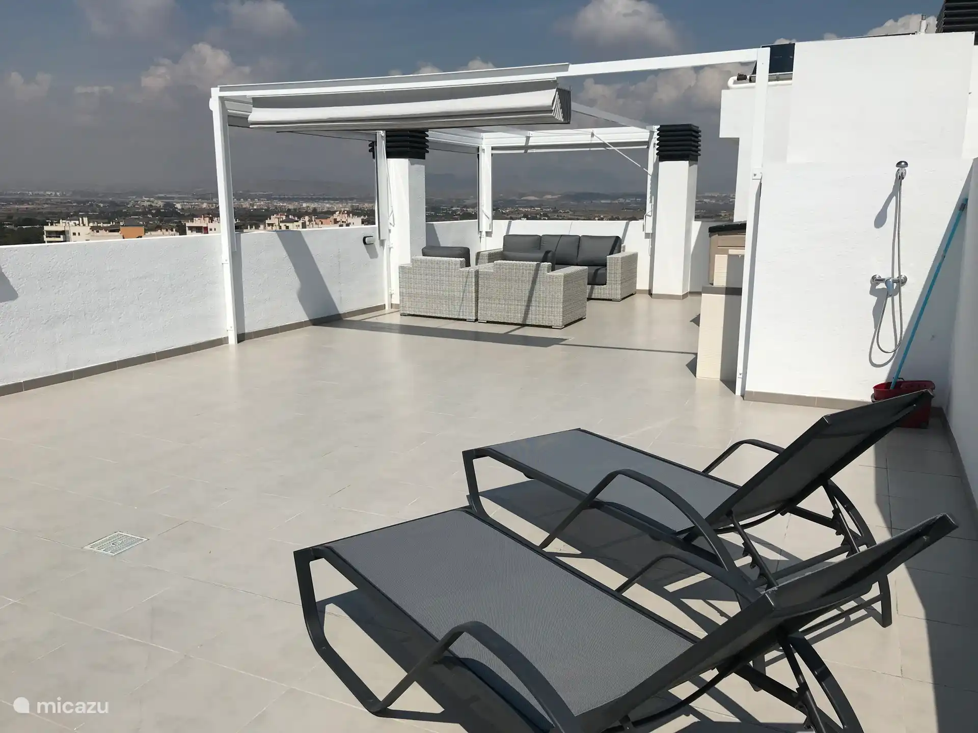 Privé dakterras (70m2)