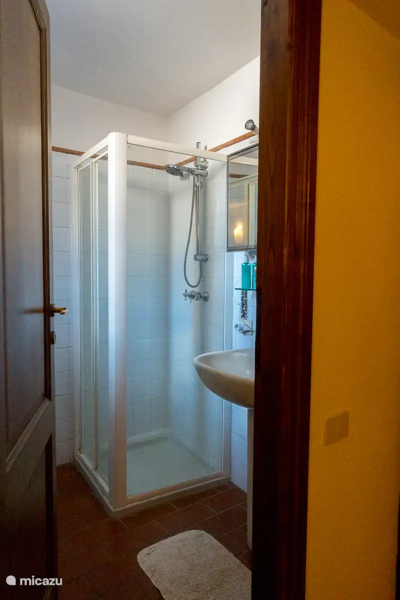 Badkamer 2 tweede verdieping.