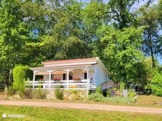 Comprar una chalet en Francia, Dordoña, Champs-Romain – Chalet Belle Vue 