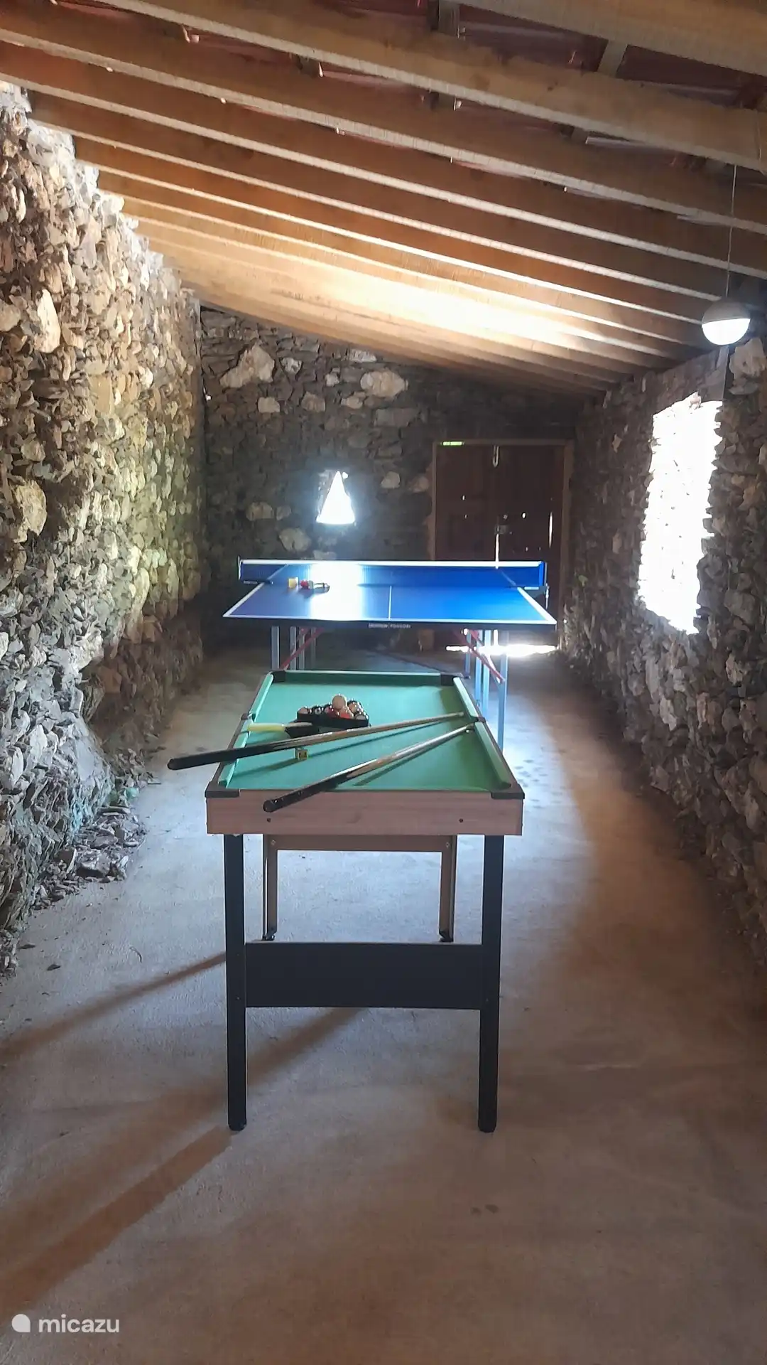 communal recreation room