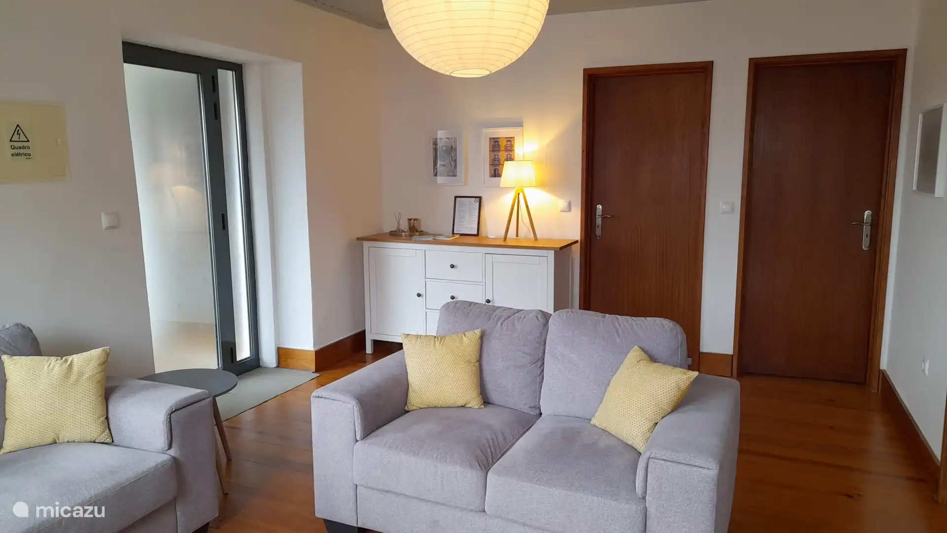 Casa Adega - living room