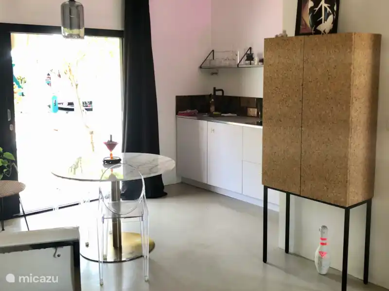 Acheter une location de vacances Curaçao, Banda Abou (ouest), Big Mountain – chambres d'hôtes Mini hôtel de charme avec 7 studios Acheter une location de vacances Curaçao, Banda Abou (ouest), Big Mountain – chambres d'hôtes Mini hôtel de charme avec 7 studios