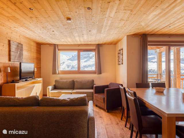 Buy a holiday home in France, Haute Savoie – apartment Apartment in the French Alps F8