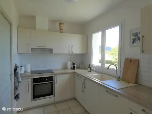 Acheter une villa | France, Hérault, Montouliers - Villa Aquamarin ***** Cuisine (2017)