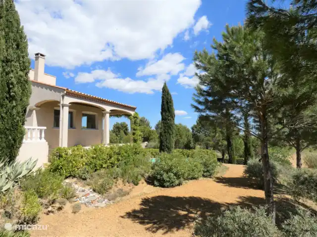 Acheter une villa | France, Hérault, Montouliers - Villa Aquamarin ***** Jardin côté sud