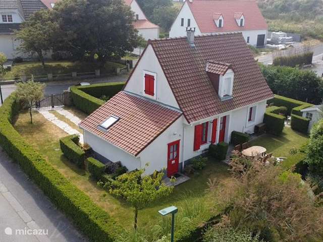 Buy a holiday home in France, Pas-de-Calais – villa Villa in a special location