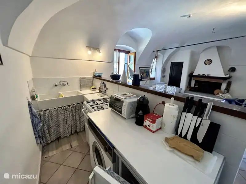 Acheter une location de vacances Italie, Ligurie, Verrandi-Frazione Ventimiglia – maison de vacances Authentique maison de vacances ligurienne Acheter une location de vacances Italie, Ligurie, Verrandi-Frazione Ventimiglia – maison de vacances Authentique maison de vacances ligurienne