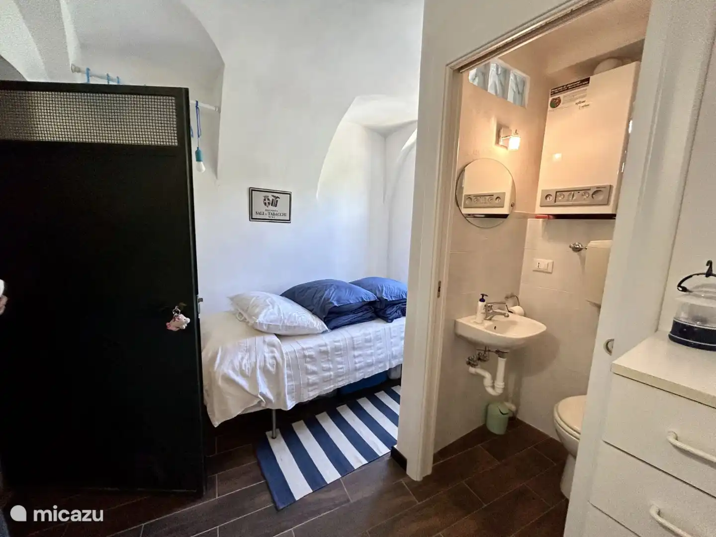 Gästezimmer mit eigenem Eingang und Badezimmer