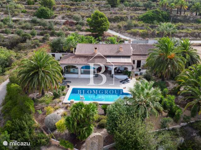 Buy a holiday home in Spain, Costa Blanca, Benissa - villa Beautiful single storey villa Benissa