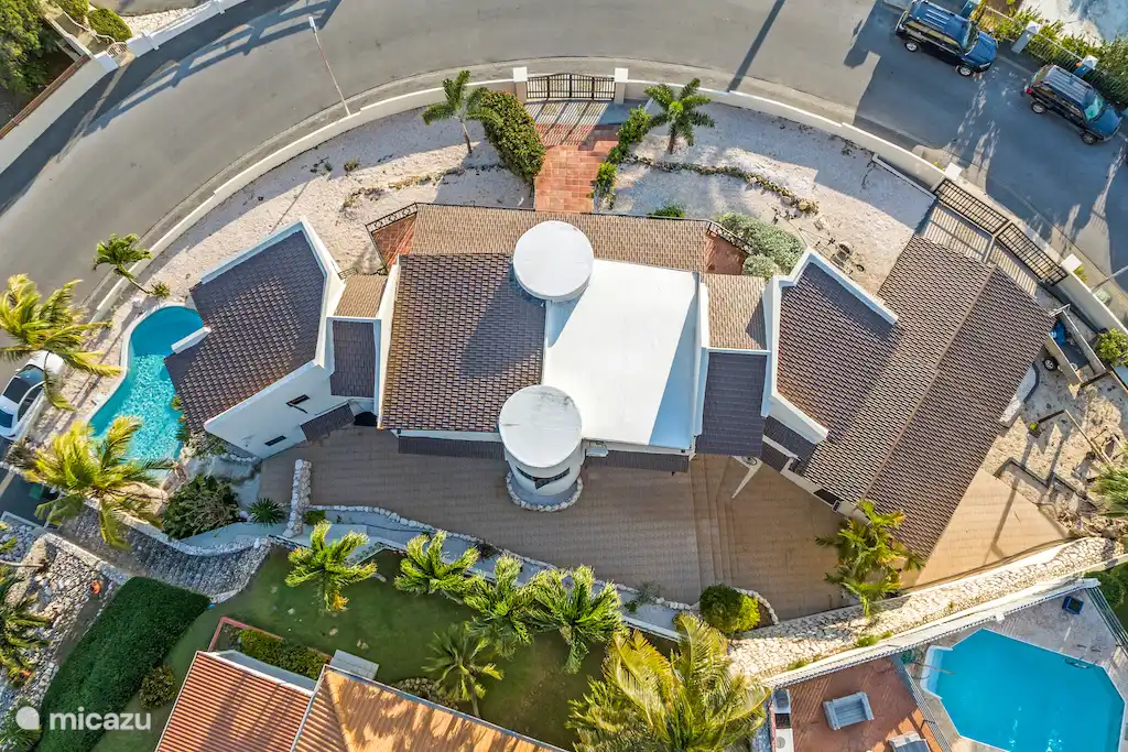 Huis kopen in Curaçao? Met of zonder makelaar | Micazu