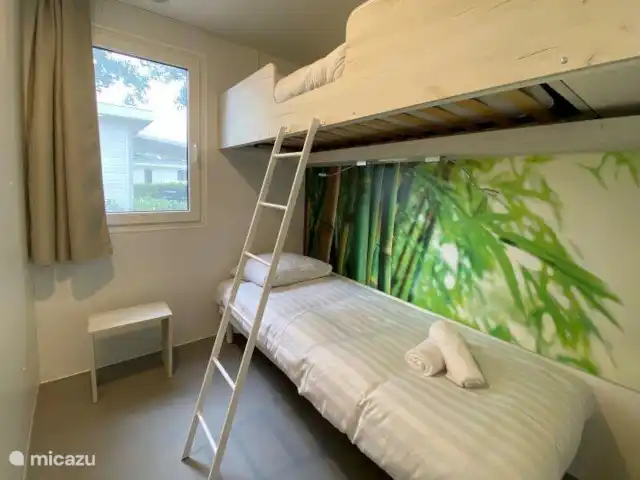 Comprar una casa pequeña en Países Bajos, Holanda Meridional, Dordrecht – Minicasa 2+2 con jacuzzi