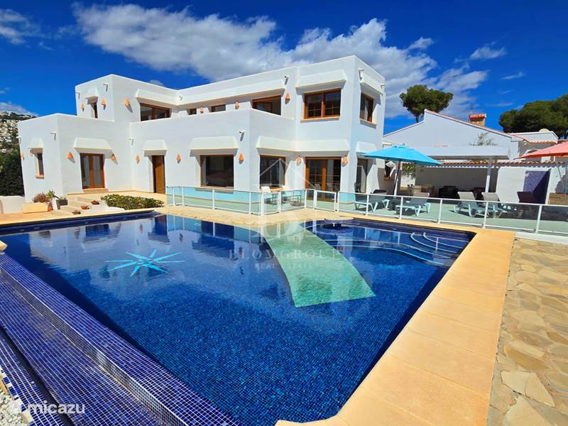 Beautiful Ibiza style villa Moraira 