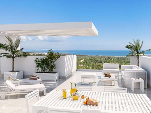 Buy a holiday home in Spain, Costa Blanca – apartment Residence Dama de Guardamar 