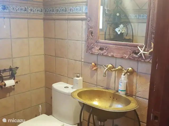 Comprar una villa en España, Costa Blanca, Alfáz del Pi - Villa Naranjo Baño 3