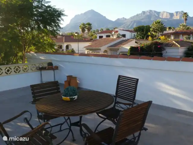 Comprar una villa en España, Costa Blanca, Alfáz del Pi - Villa Naranjo Terraza
