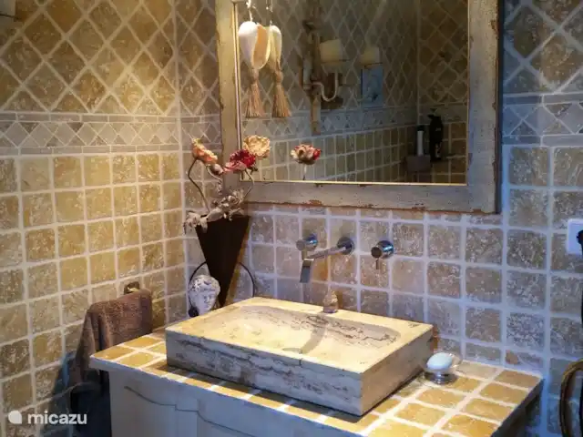 Comprar una villa en España, Costa Blanca, Alfáz del Pi - Villa Naranjo Baño en suite