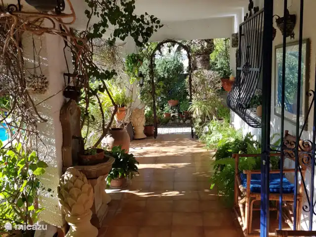 Comprar una villa en España, Costa Blanca, Alfáz del Pi - Villa Naranjo