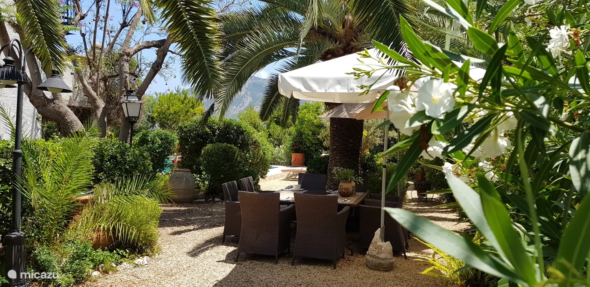 Sitzplatz Garten für 8 Personen