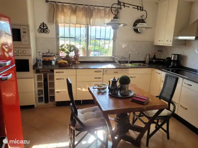 Comprar una villa en España, Costa Blanca, Alfáz del Pi - Villa Naranjo Cocina