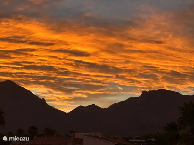 Comprar una villa en España, Costa Blanca, Alfáz del Pi - Villa Naranjo