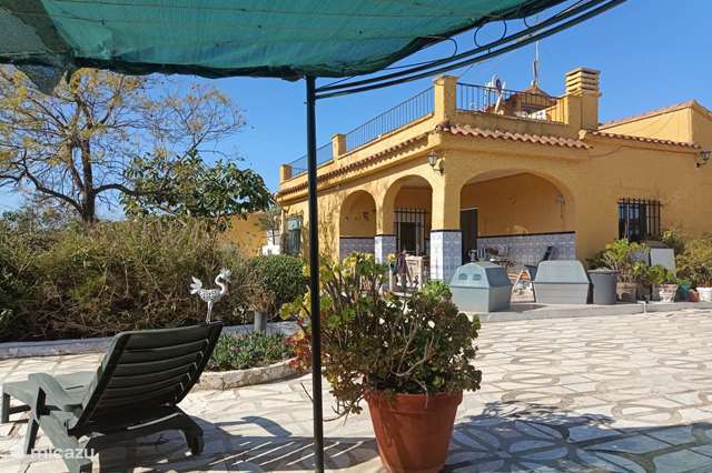 Vakantiehuis kopen in Spanje, Valencia, Torrent bed & breakfast Villa Torrent