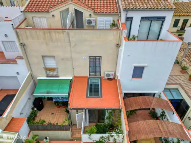 Acheter une maison mitoyenne | Espagne, Costa Brava, Sant Feliu de Guíxols - Maison à 3 étages