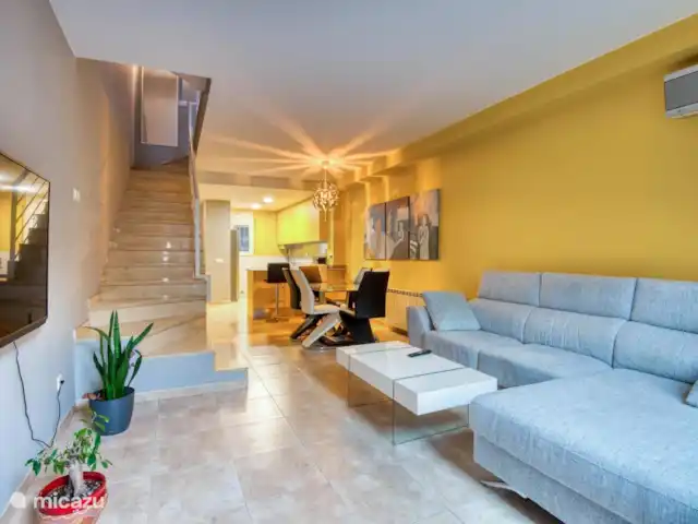 Acheter une maison mitoyenne | Espagne, Costa Brava, Sant Feliu de Guíxols - Maison à 3 étages