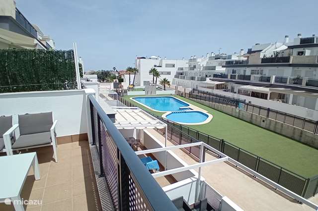 Vakantiehuis kopen in Spanje, Costa Blanca, Gran Alacant - Santa Pola appartement Ruim en zonnig appartement met lift.