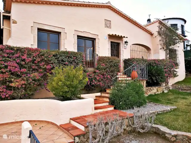 Acheter une villa | Espagne, Costa Brava, Castell d'Aro - Maison vue mer avec grand terrain