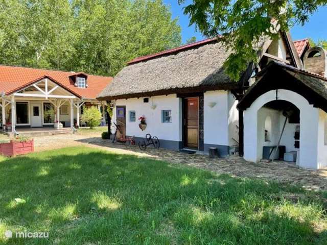 Vakantiehuis kopen Slowakei,  Westslowakei, Dedina Mládeže - landhaus / schloss Maly Villa – Landhaus mit B&amp;B