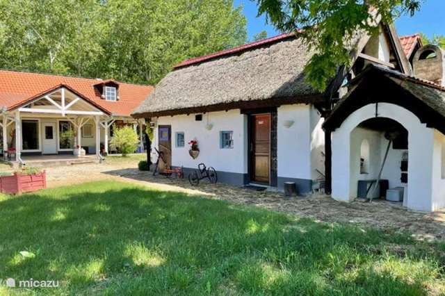Comprar una casa de vacaciones en Eslovaquia, Eslovaquia Occidental , Dedina Mládeže – casa de campo/castillo Maly Villa - Casa de Campo con B&amp;B