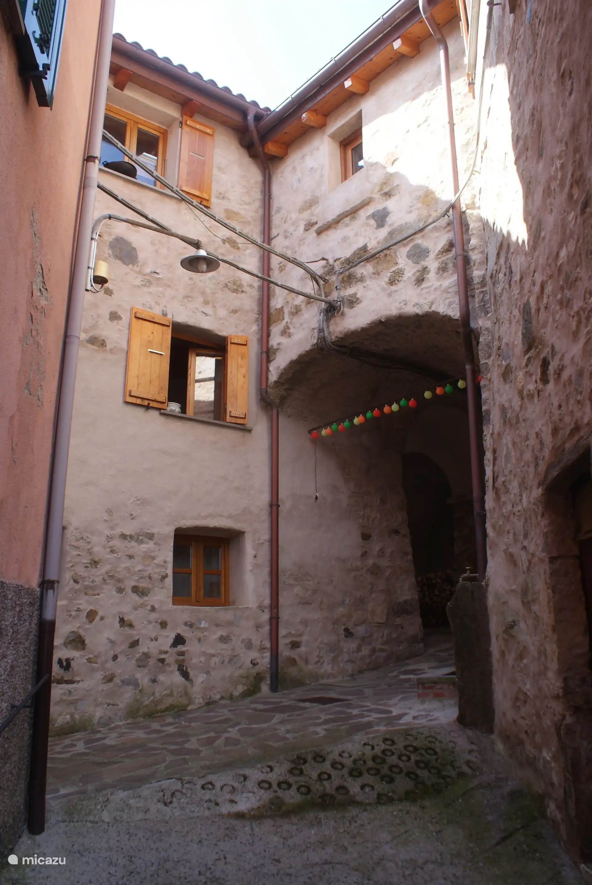 Von links nach rechts „Haupthaus“ + „Landungsteil“ + „Turm“-Teil