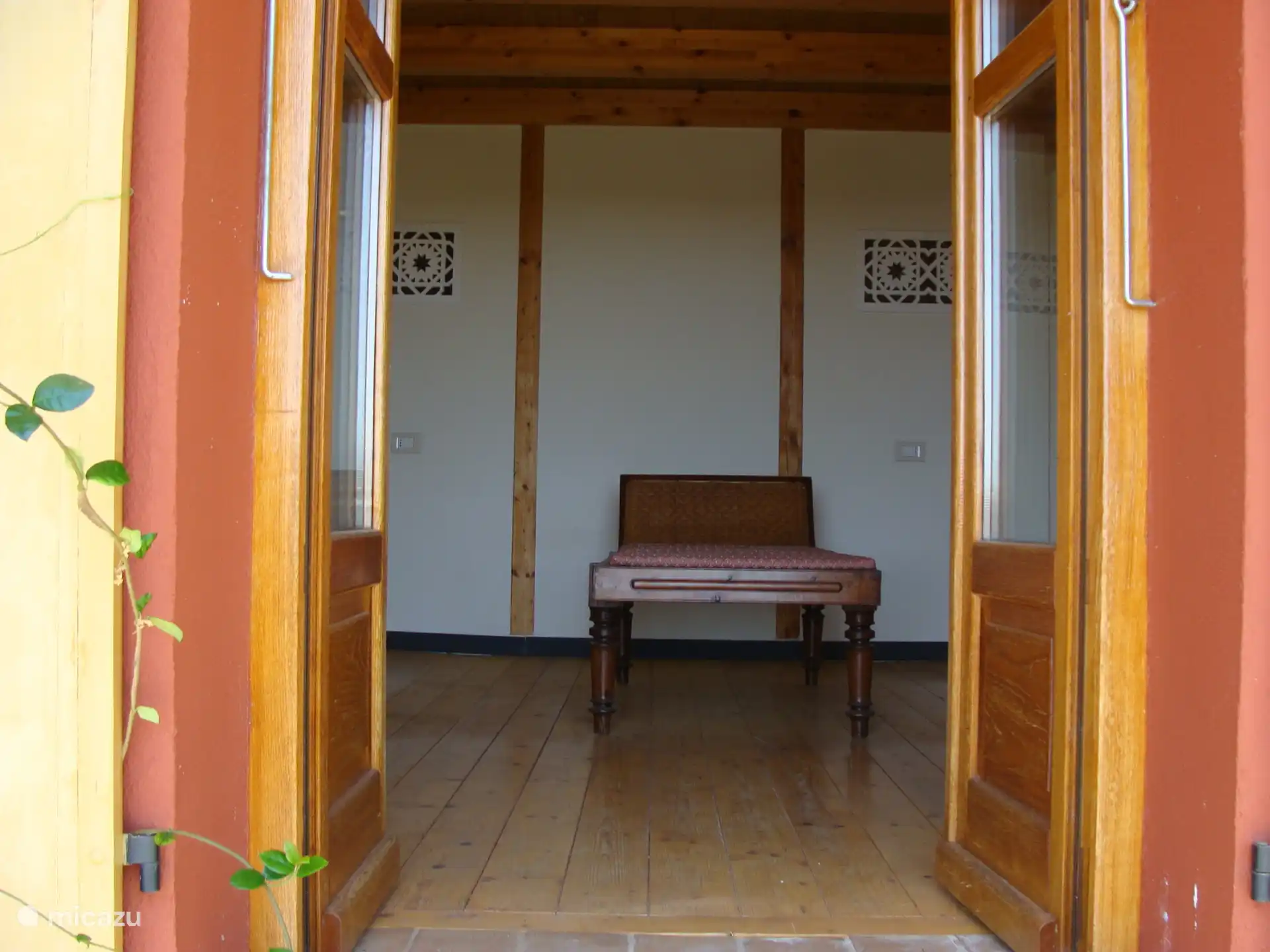 geräumiges und „ruhiges“ Schlafzimmer