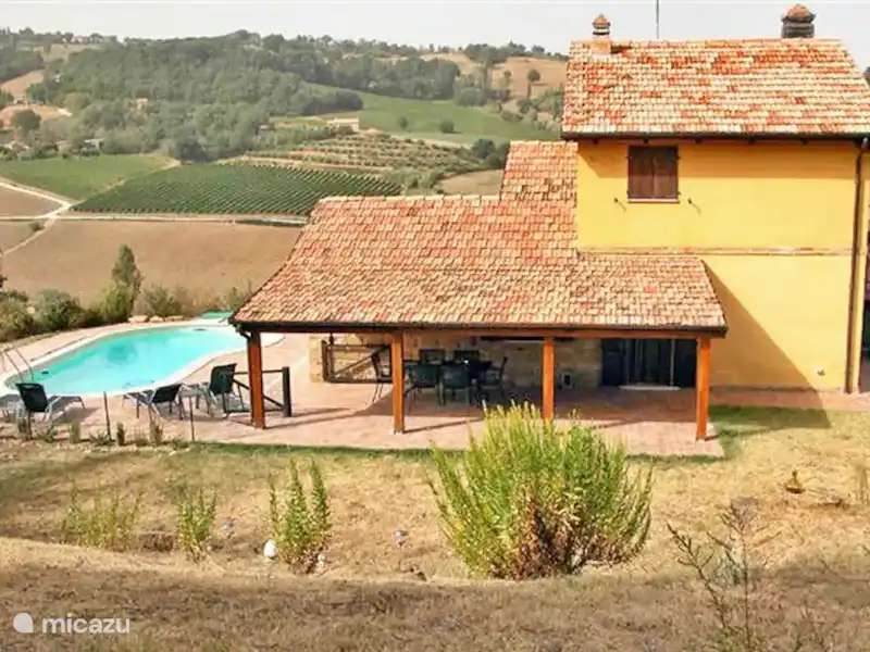 villa kopen in Italië, Marche, San Lorenzo In Campo –  Casa Allegria villa kopen in Italië, Marche, San Lorenzo In Campo –  Casa Allegria