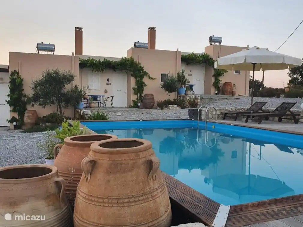 Front 3 Ferienhäuser