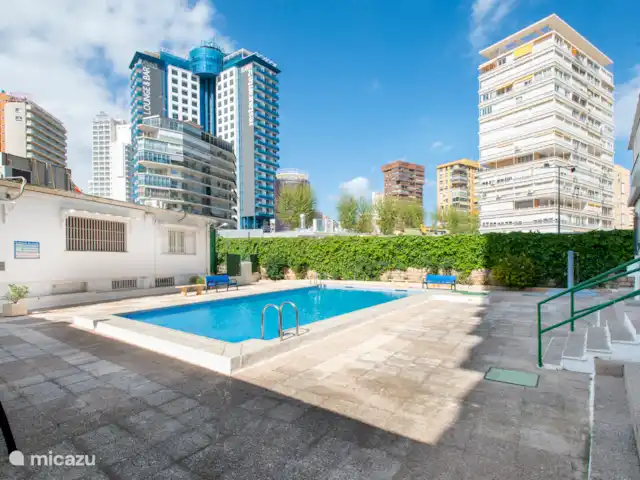 Acheter une penthouse | Espagne, Costa Blanca, Benidorm - Penthouse de luxe en bord de mer 2x terrasse sur le toit Piscine commune entretenue par le portier, exclusivement pour les résidents