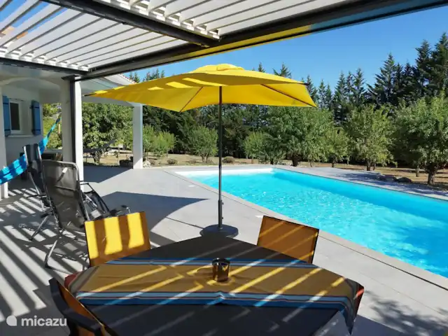 Acheter une villa | France, Hérault, Assignan - Villa moderne avec potentiel locatif