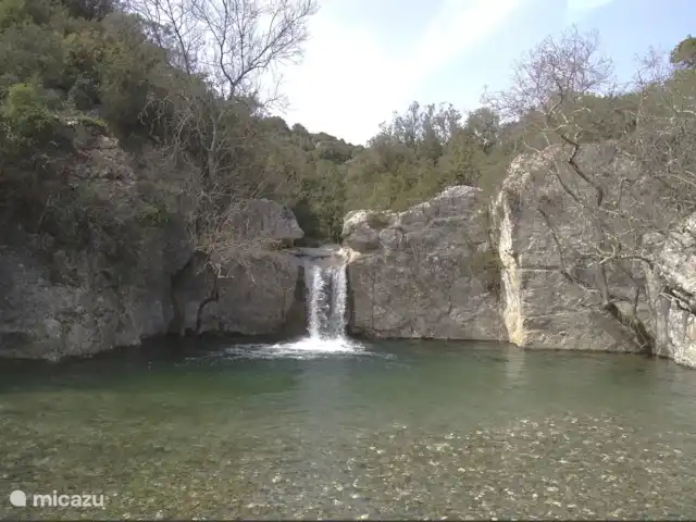 Acheter une villa | France, Hérault, Assignan - Villa moderne avec potentiel locatif