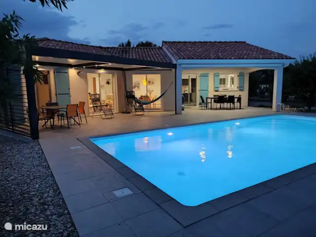 Acheter une villa | France, Hérault, Assignan - Villa moderne avec potentiel locatif