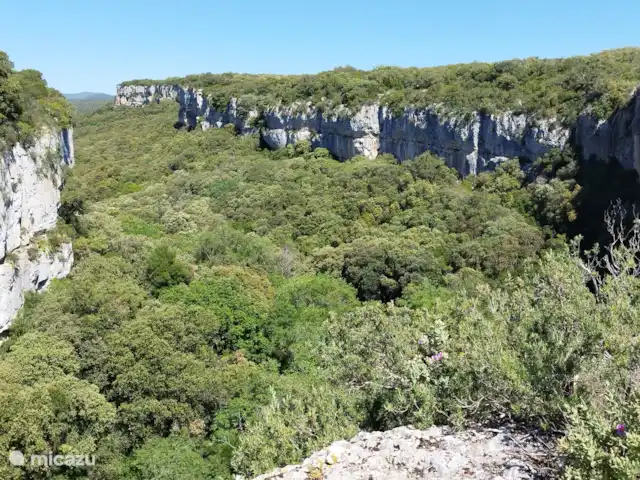 Acheter une villa | France, Hérault, Assignan - Villa moderne avec potentiel locatif