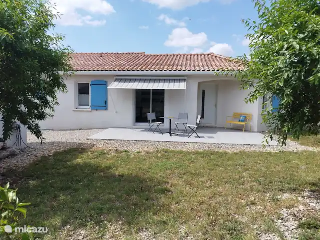 Acheter une villa | France, Hérault, Assignan - Villa moderne avec potentiel locatif