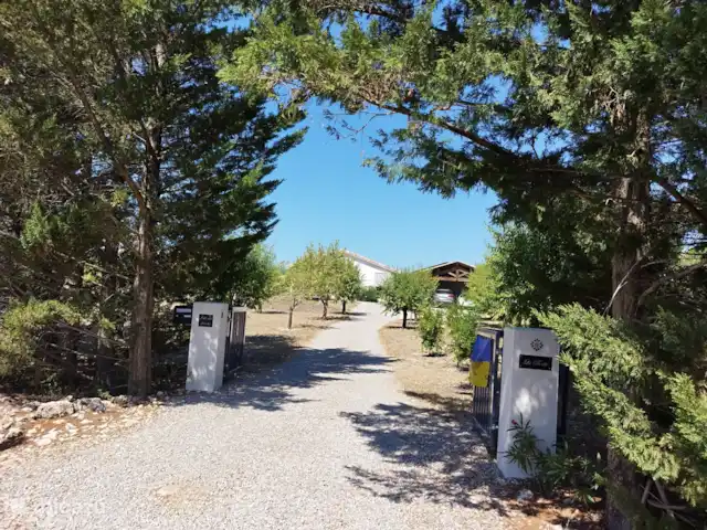 Acheter une villa | France, Hérault, Assignan - Villa moderne avec potentiel locatif