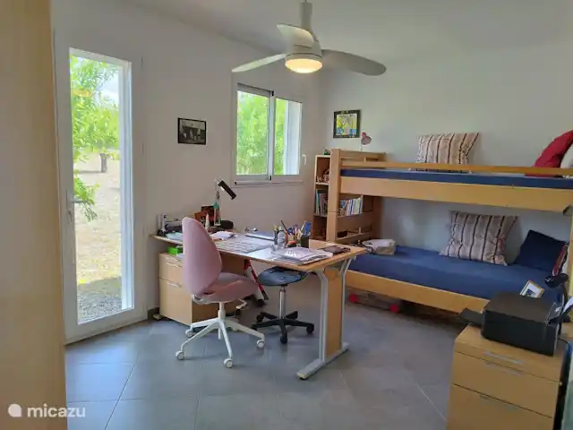 Acheter une villa | France, Hérault, Assignan - Villa moderne avec potentiel locatif