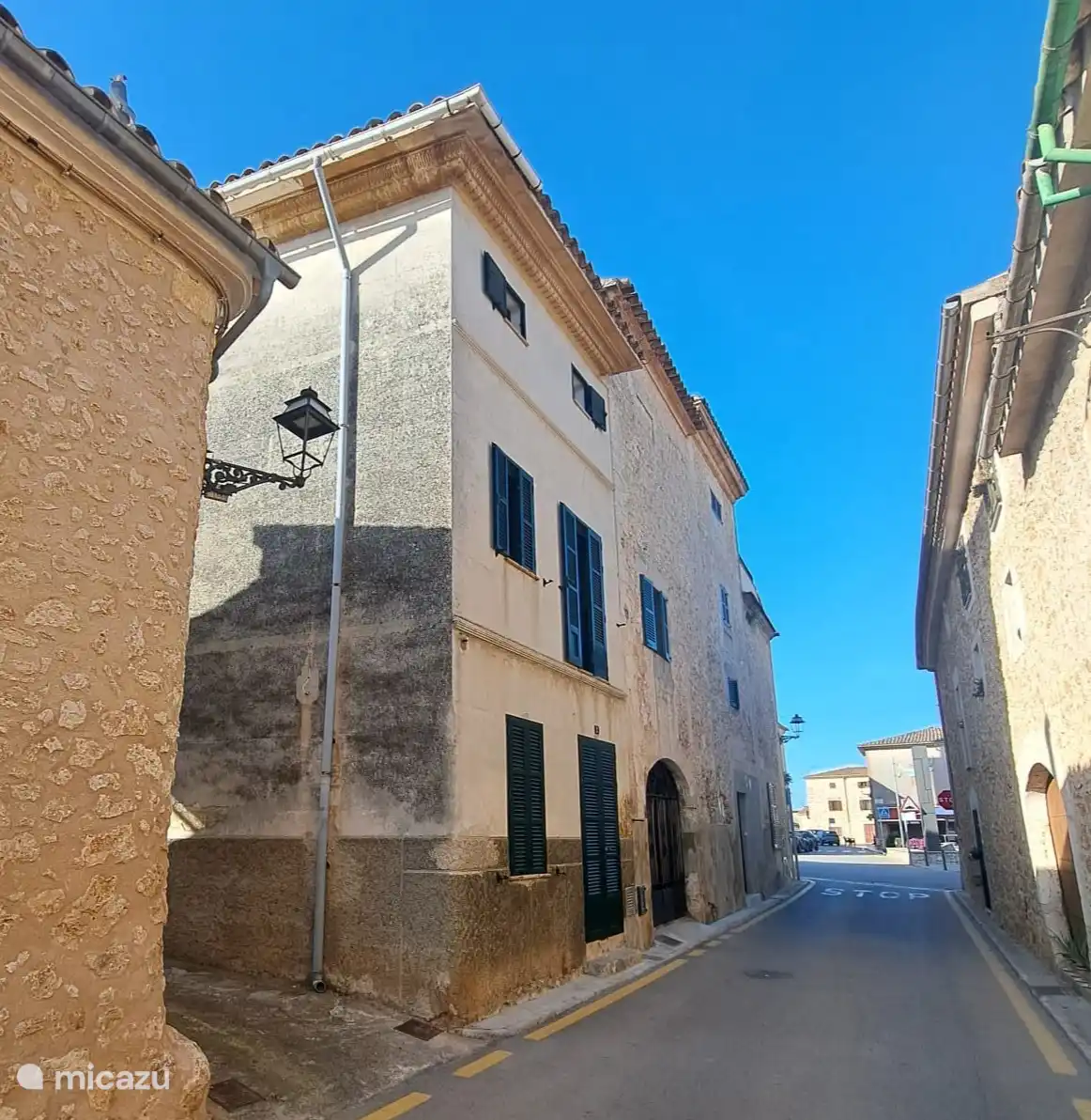 townhouse for sale in Majorca, Spain – House in rustic village in Mallorca