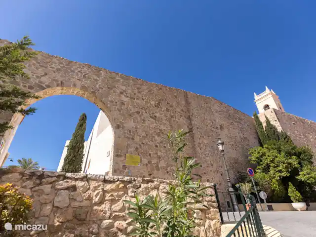 Acheter une chambres d'hôtes | Espagne, Costa Blanca, Calpe - Chambres à louer & gastronomie CALPE