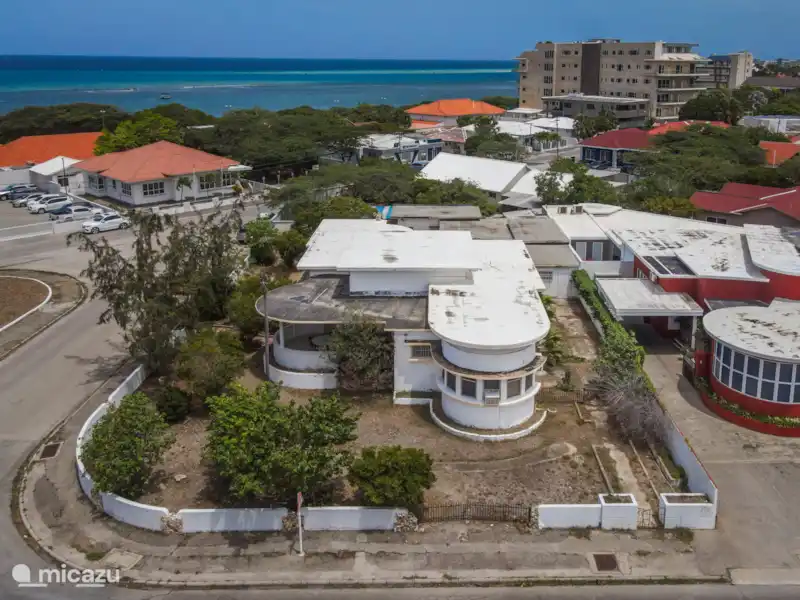geschakelde woning kopen in Aruba, Oranjestad, Oranjestad –  Adriaan Lacle Boulevard 1 geschakelde woning kopen in Aruba, Oranjestad, Oranjestad –  Adriaan Lacle Boulevard 1