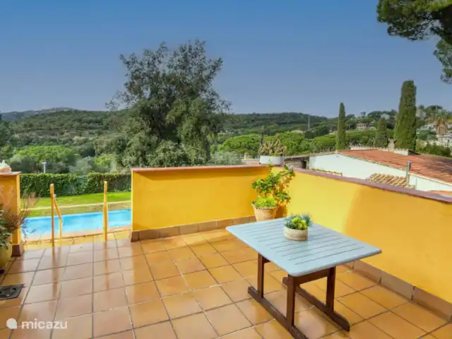 Acheter une maison mitoyenne | Espagne, Costa Brava, Platja d'Aro - Maison d’angle avec jardin privé et piscine