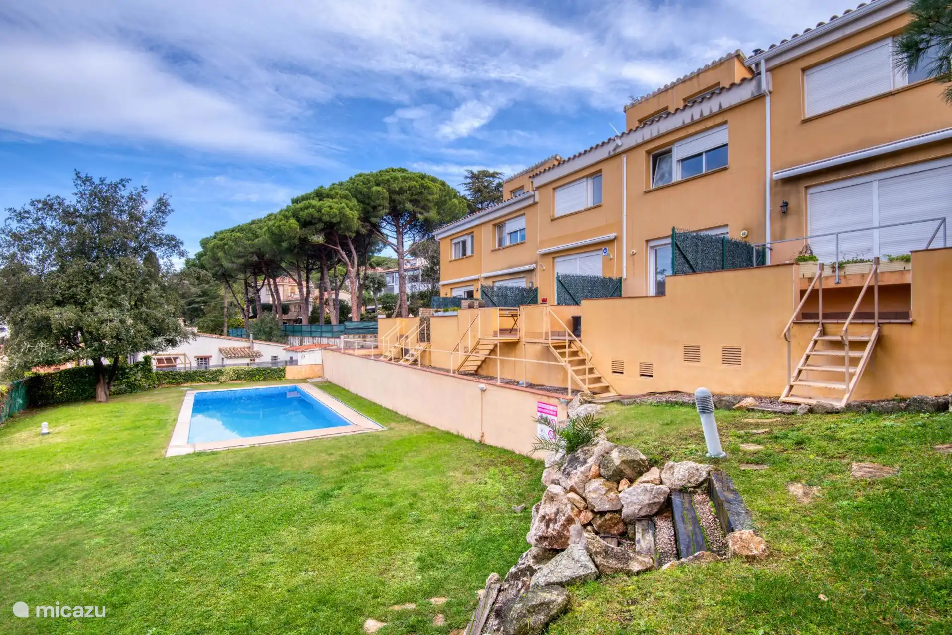 Eckhaus mit privatem Garten und Swimmingpool kaufen in Spanien, Costa Brava, Platja d'Aro - reihenhaus 