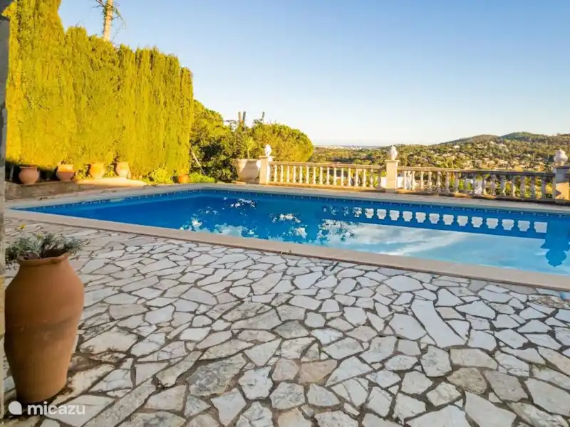 Acheter une location de vacances Espagne, Costa Brava, Calonge – villa Villa avec piscine Acheter une location de vacances Espagne, Costa Brava, Calonge – villa Villa avec piscine
