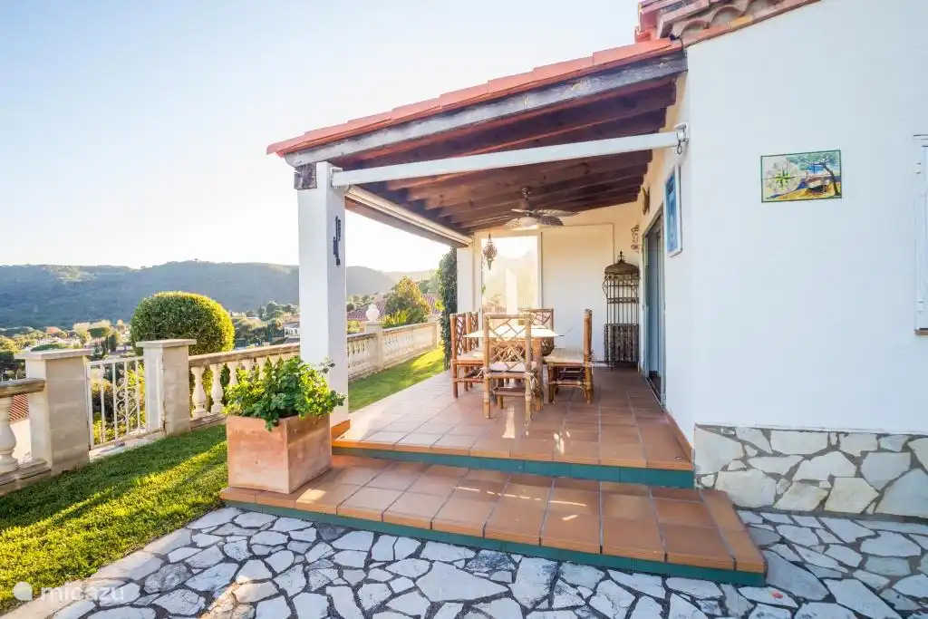 villa for sale in Spain, Costa Brava, Calonge – Villa with pool